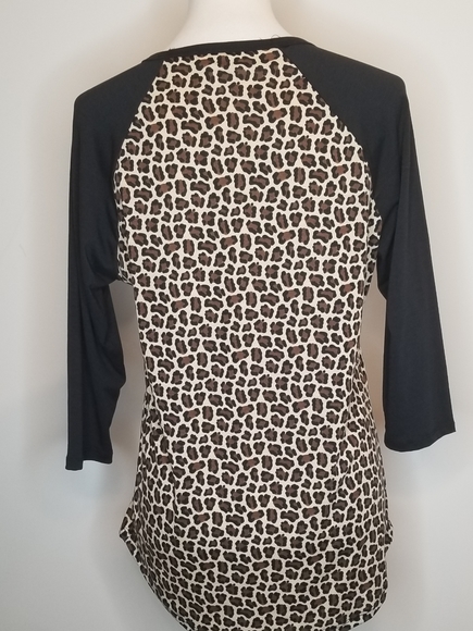 LulaRoe Randy - Picture 2 of 2